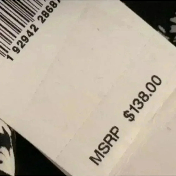 French Connection floral dress - Picture 4 of 5